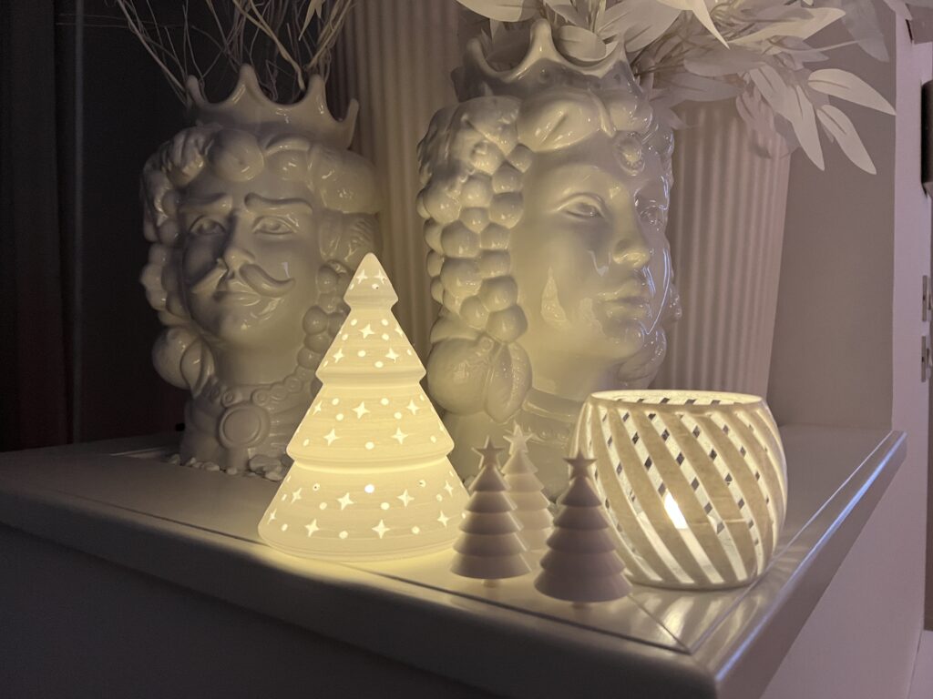 Alberelli e decorazioni luminose realizzati con la stampa 3D