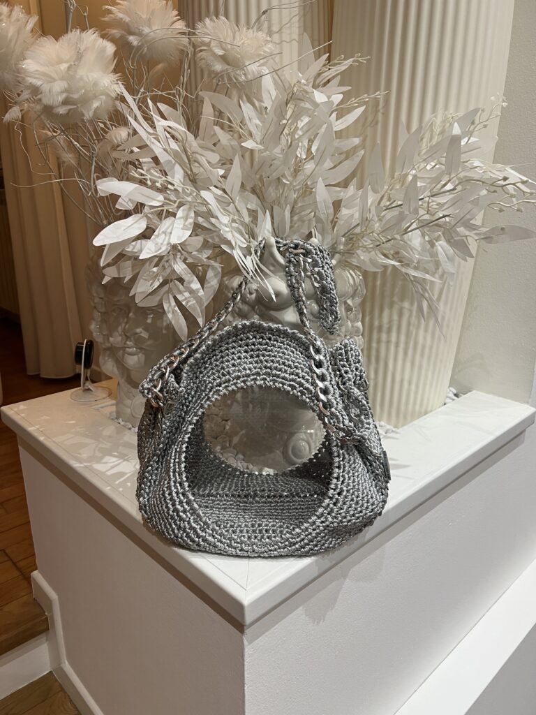 Borsa Oblò all’uncinetto, grigio/argento