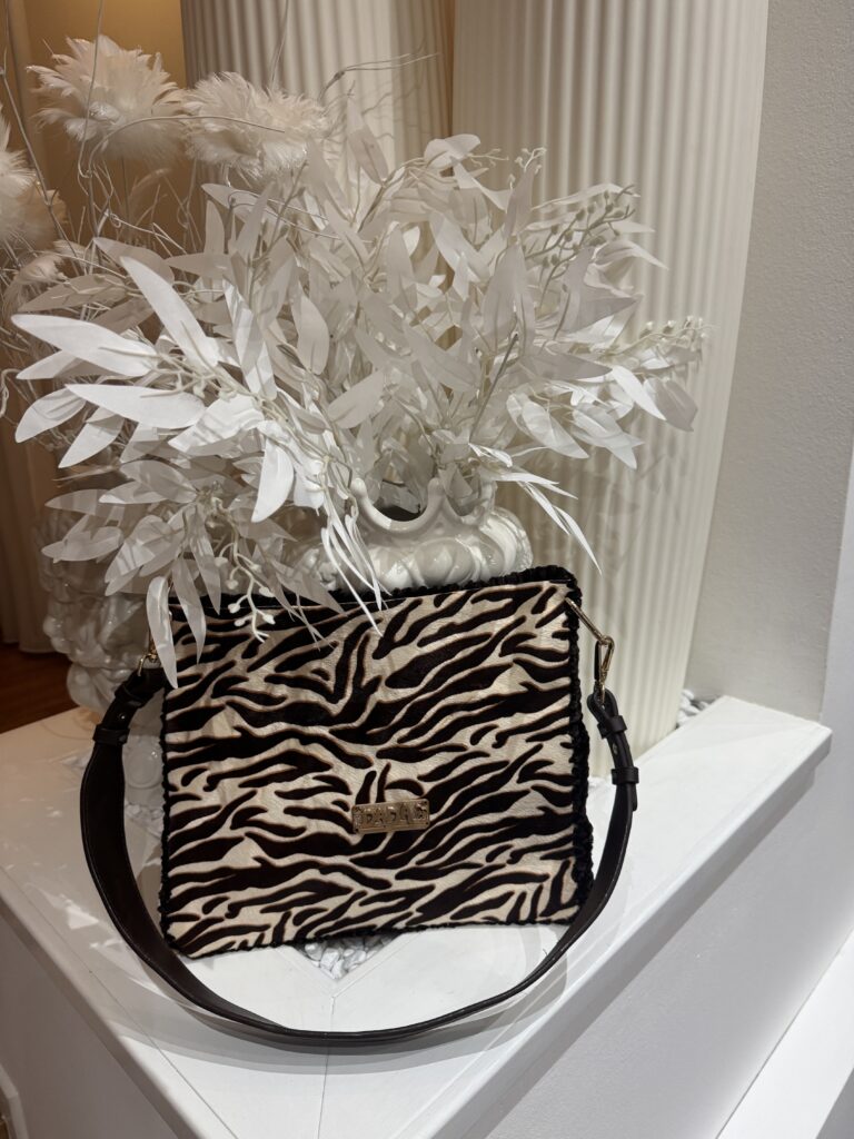 Borsa Tigre 1 all’uncinetto, marrone tigrato