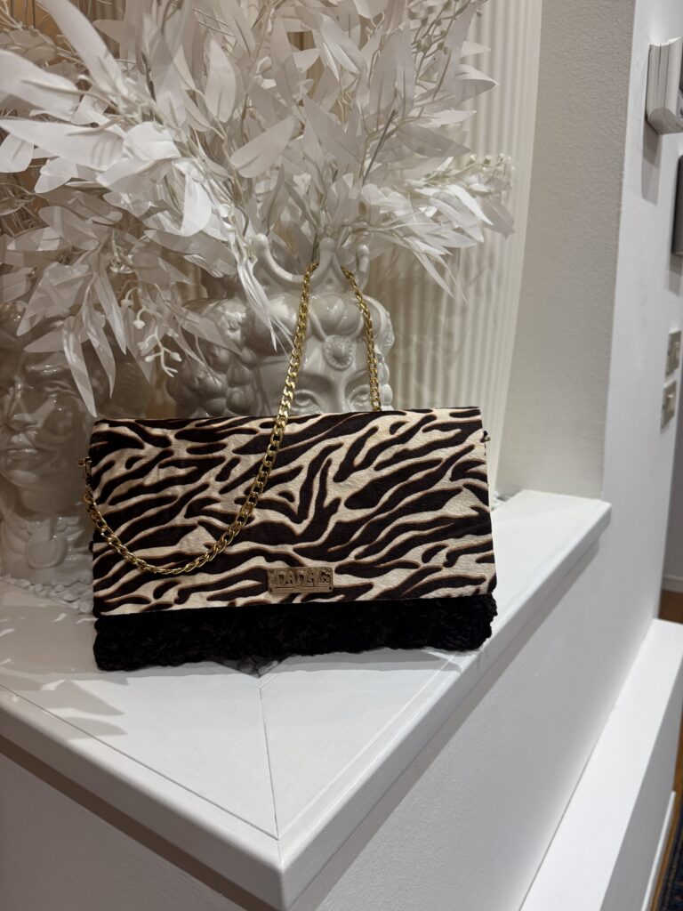 Borsa Tigre 2 all’uncinetto, marrone tigrato