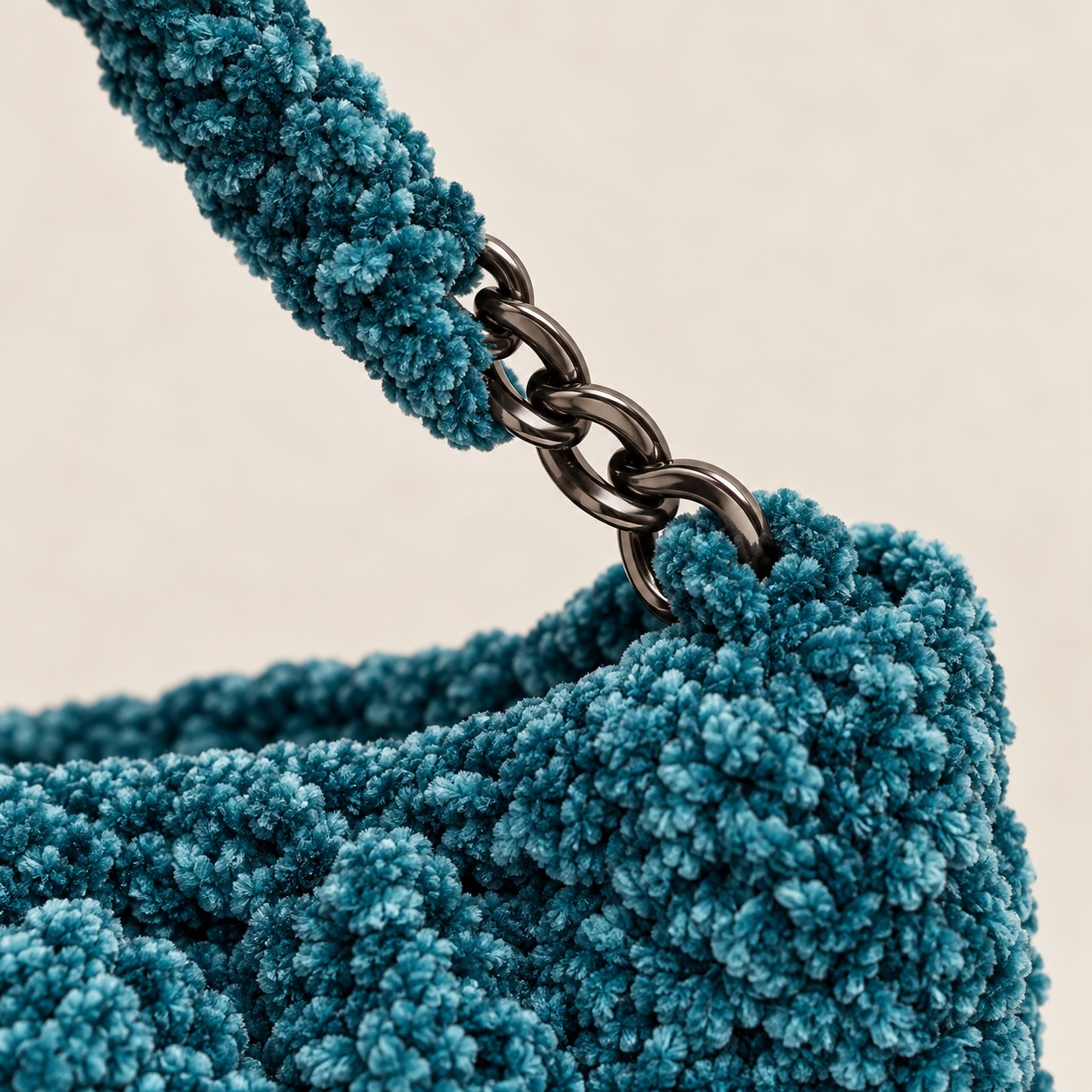 Ricostruzione IA — Flora: Catena e maglia